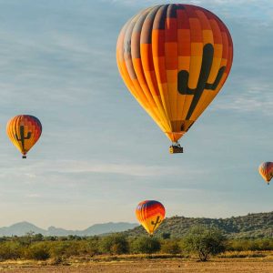 Let balonem v Luxoru: váhový limit a bezpečnost