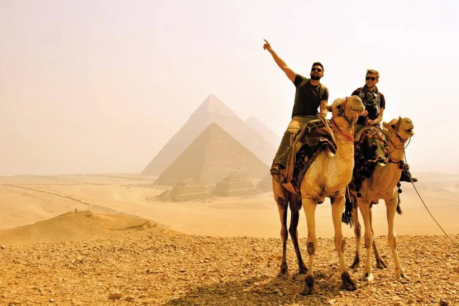 Pyramidy Gíza Sakkara Dahšúr Sakkara